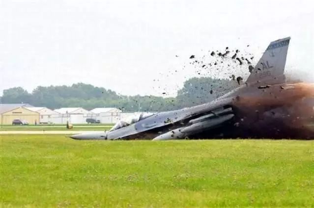 全世界摔飞机排行榜，<a href=