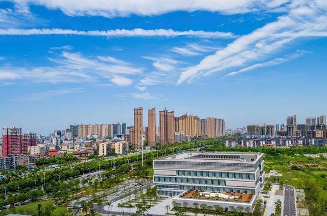 我国“最神奇”的宝塔,陷入地下7米之深,每年吸引众多游客参观 我国“最神奇”的宝塔,陷入地下7米之深,每年吸引众多游客参观