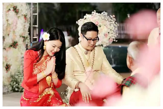 “软饭男”王岳伦与7位妙龄女孩的爱情往事休闲区蓝鸢梦想 - Www.slyday.coM