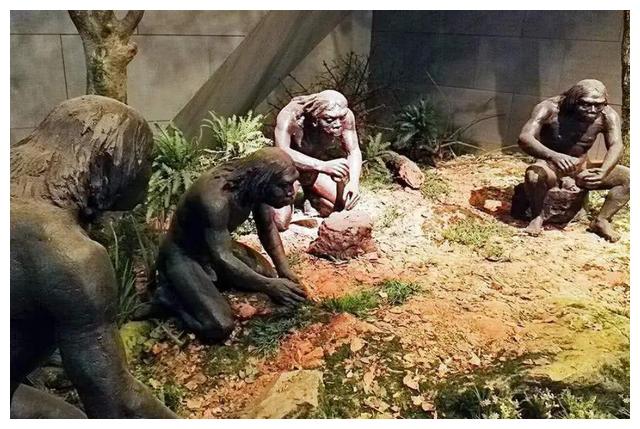 早期文明出现前人类还在山洞住,宝宝怎么在自然界中生存下来的?