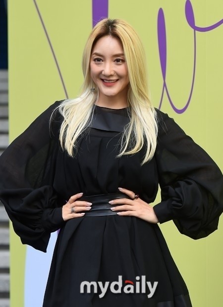 韩国女歌手bada客串出演顶楼第二季