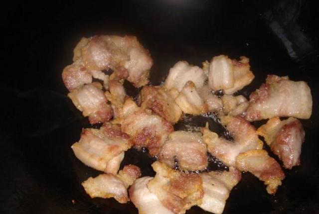 想要做出和饭店一样好吃的手撕包菜，大厨透漏技巧：多加这一步休闲区蓝鸢梦想 - Www.slyday.coM