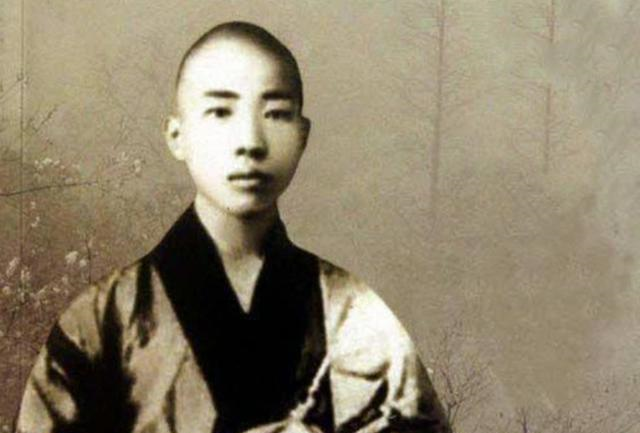 苏曼殊:一顿吃60个包子,一次性喝6斤冰水,35岁便逝去休闲区蓝鸢梦想 - Www.slyday.coM 苏曼殊:一顿吃60个包子,一次性喝6斤冰水,35岁便逝去休闲区蓝鸢梦想 - Www.slyday.coM