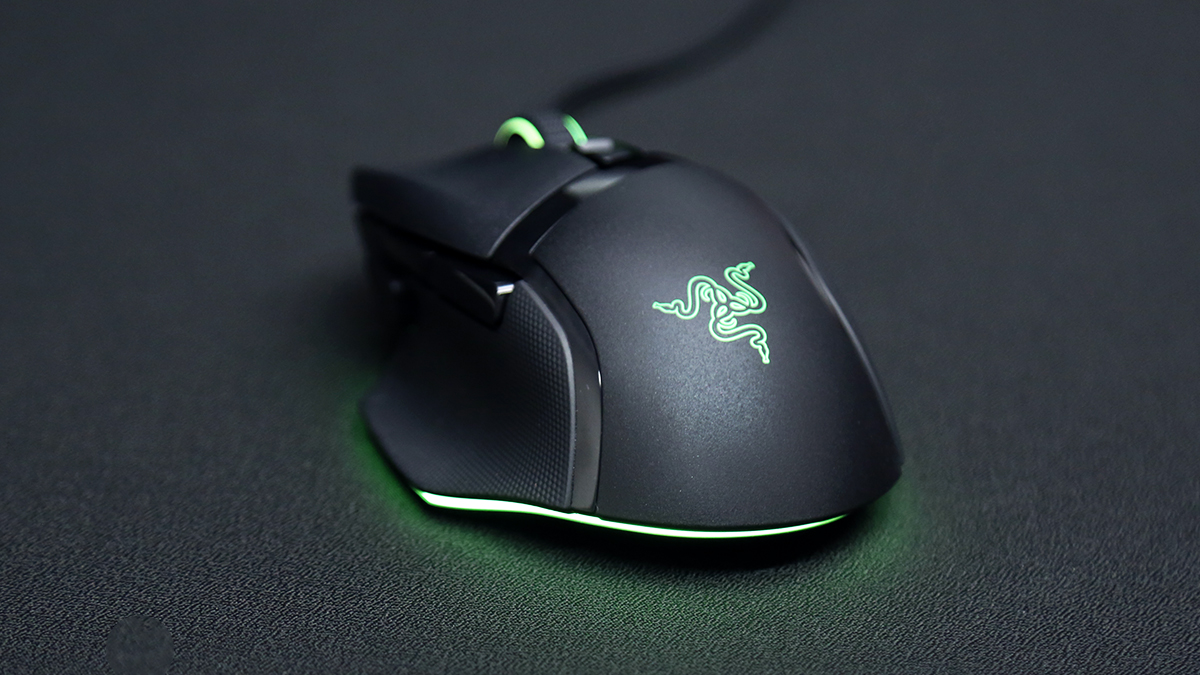 雷蛇巴塞利斯蛇v3游戏鼠标评测你想要的统统给你