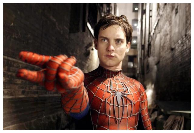 而在各版《蜘蛛侠》电影中,关于彼得·帕克发射蛛丝的原理解释也不同.