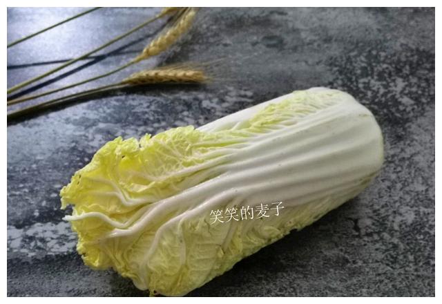 炒大白菜 记得多加 1黑1白 两种食材 营养翻倍 增强抵抗力 财经头条 炒大白菜 记得多加 1黑1白 两种食材 营养翻倍 增强抵抗力 财经头条
