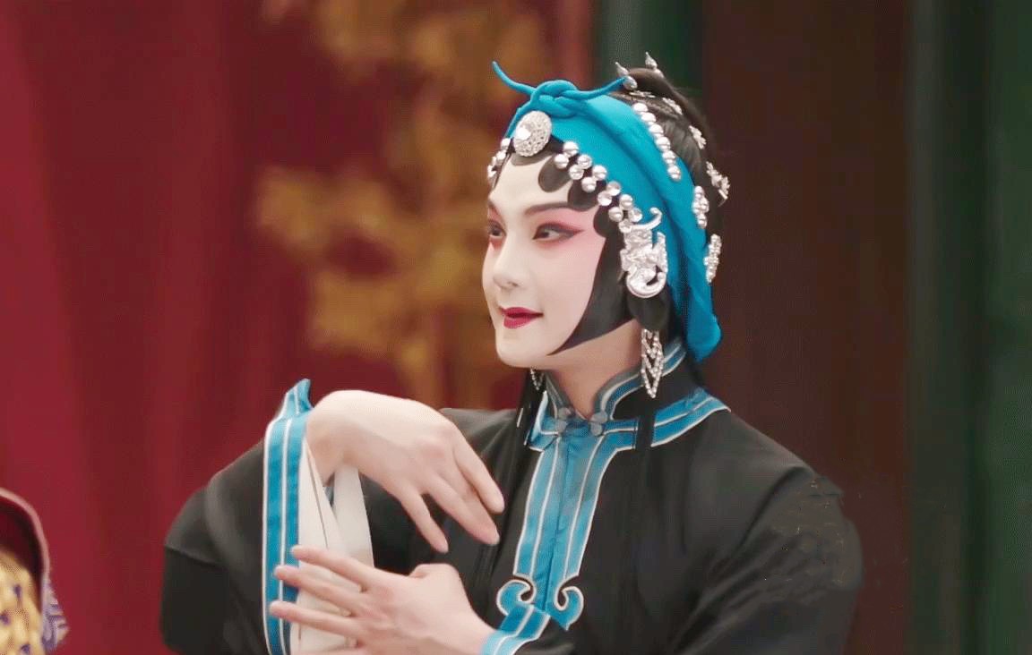 《鬓边不是海棠红》里尹正的戏装_高清图集_新浪网