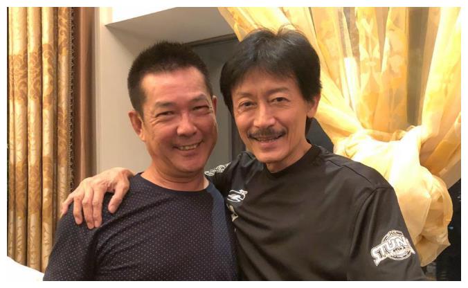 快餐车37年女主角早已变成了大妈元彪依然英气逼人