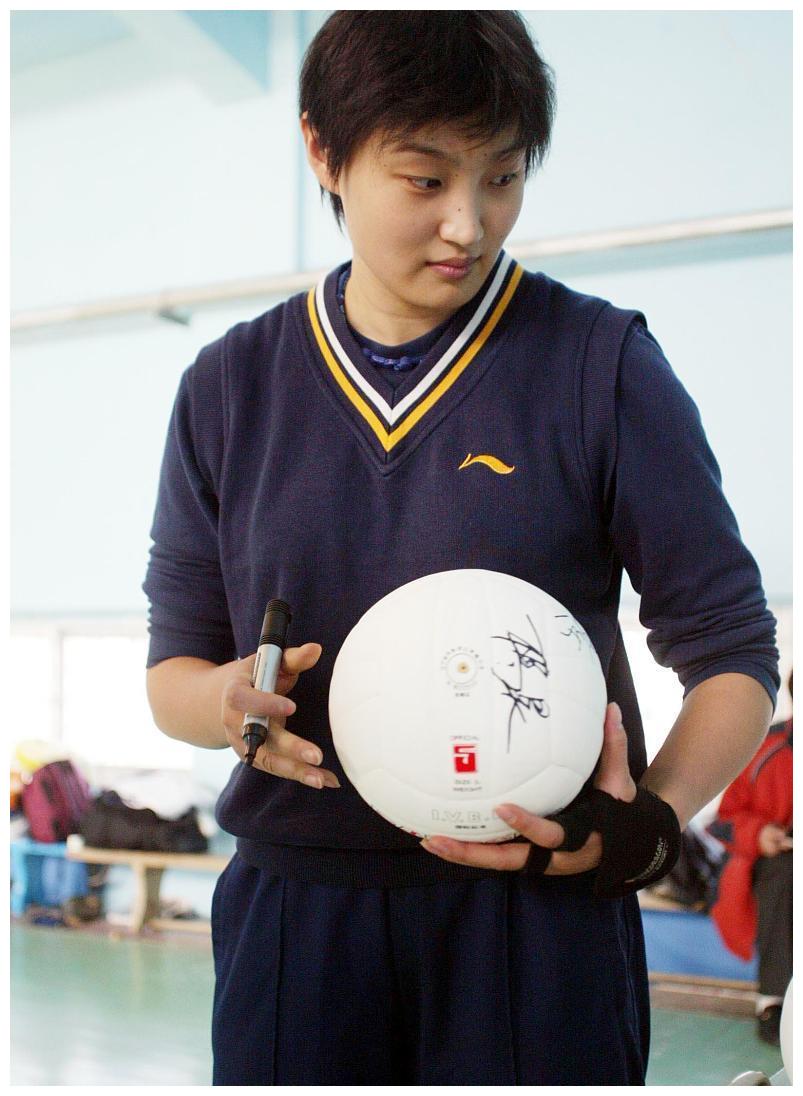 杨昊化身果园农场主人不考虑担任女排主帅挺满足目前生活状态