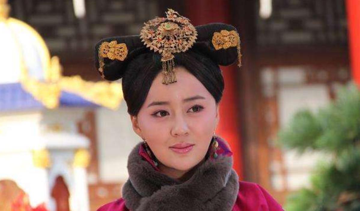 懿靖大贵妃的真名是娜木钟,姓博尔济吉特氏,她是蒙古阿霸垓部,郡王额