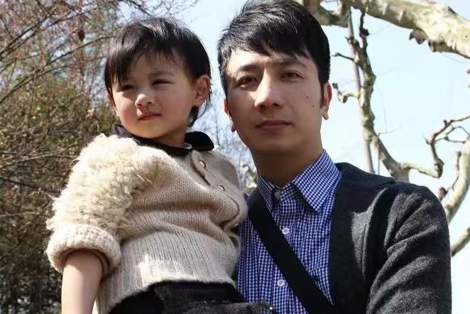 林生斌大女儿酷似童星俩人仅差一岁仿佛看到长大后的林臻娅