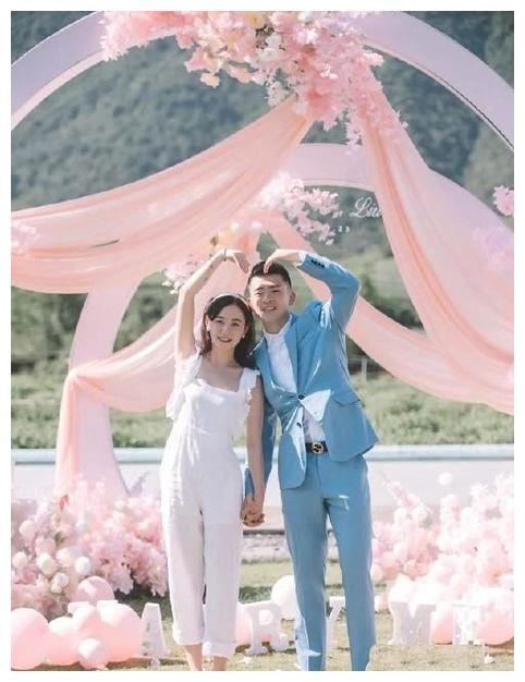 郑思维成功向女友求婚并解决了人生中的一件大事