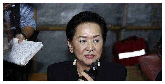 "祥嫂"洪金梅,为丈夫喜好终生穿塑身衣,和子女争遗产只得1元