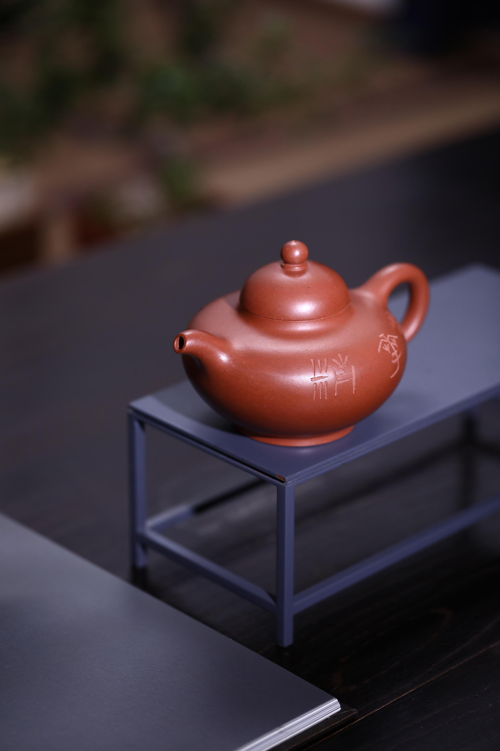 黄飞浅谈紫砂壶的传统与现代