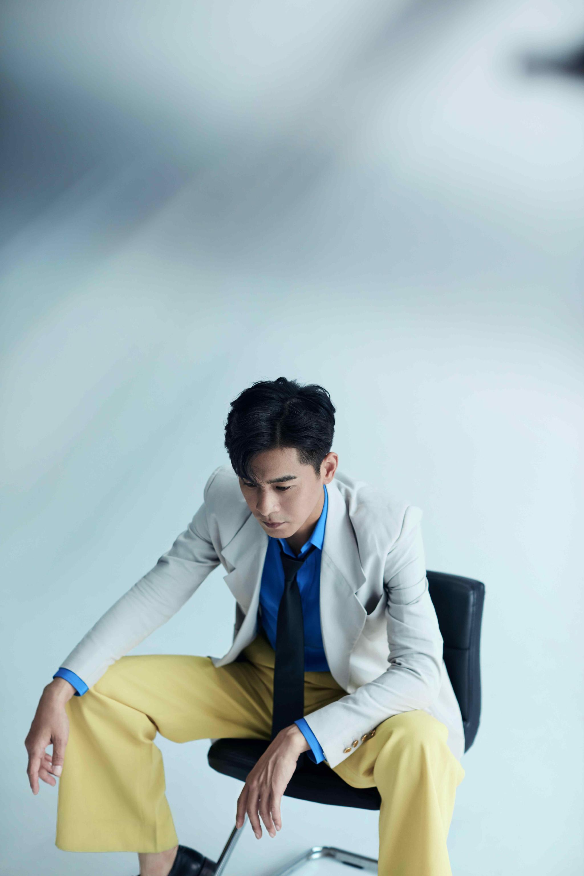 乔振宇最新时尚大片气场全开 曝自己"保养"秘诀__财经头条