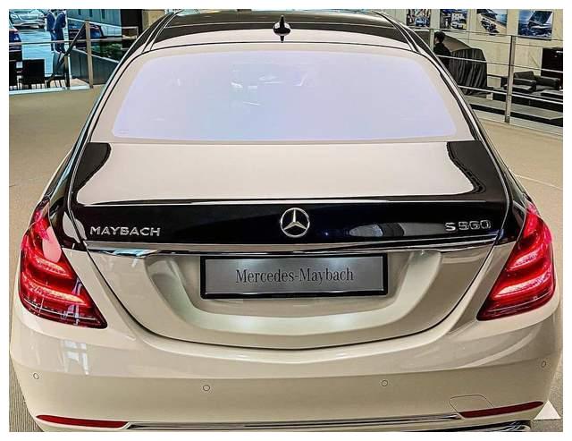 经典黑白配迈巴赫s560实车展示这气场也是没谁了