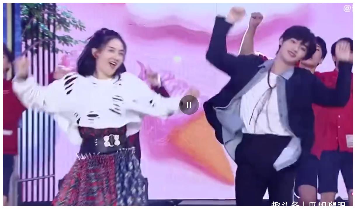 跳跳和俏俏对2胎女儿好吗?谢娜犹豫后说实话了!网友:够现实休闲区蓝鸢梦想 - Www.slyday.coM 跳跳和俏俏对2胎女儿好吗?谢娜犹豫后说实话了!网友:够现实休闲区蓝鸢梦想 - Www.slyday.coM