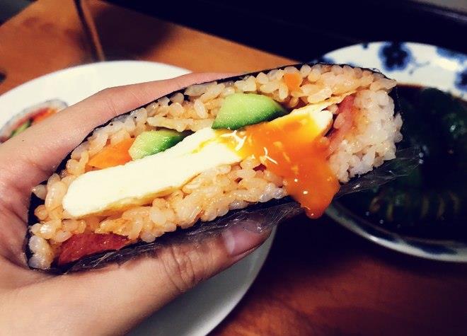 冷冻的鸡翅包饭炸多久，鸡翅包饭为什么会爆？