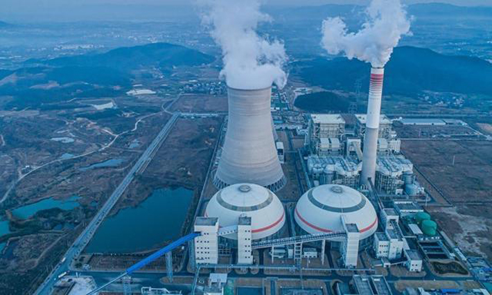 维持可控自持链式核裂变反应以实现核能利用的装置,也是核电站的心脏