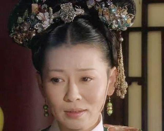 汉人出身:齐妃李氏,生于,康熙十五年,是汉人李文烨李知府的女儿.