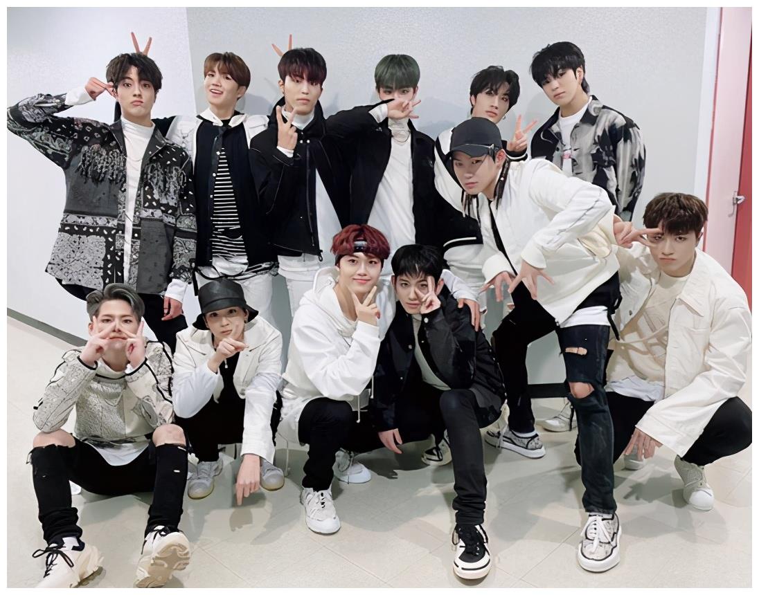 韩国yg娱乐时隔5年的新男团treasure近日以新歌《mmm》回归,不过其中