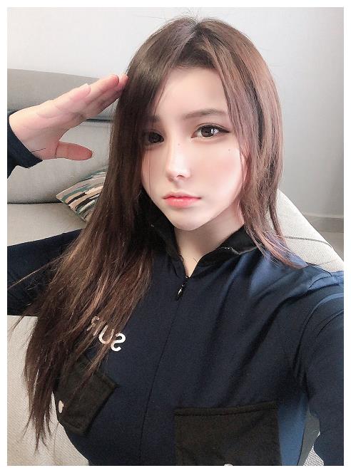 永远的红酒女神抖音奔跑的晶骡子复出高颜值因视频泄露爆红