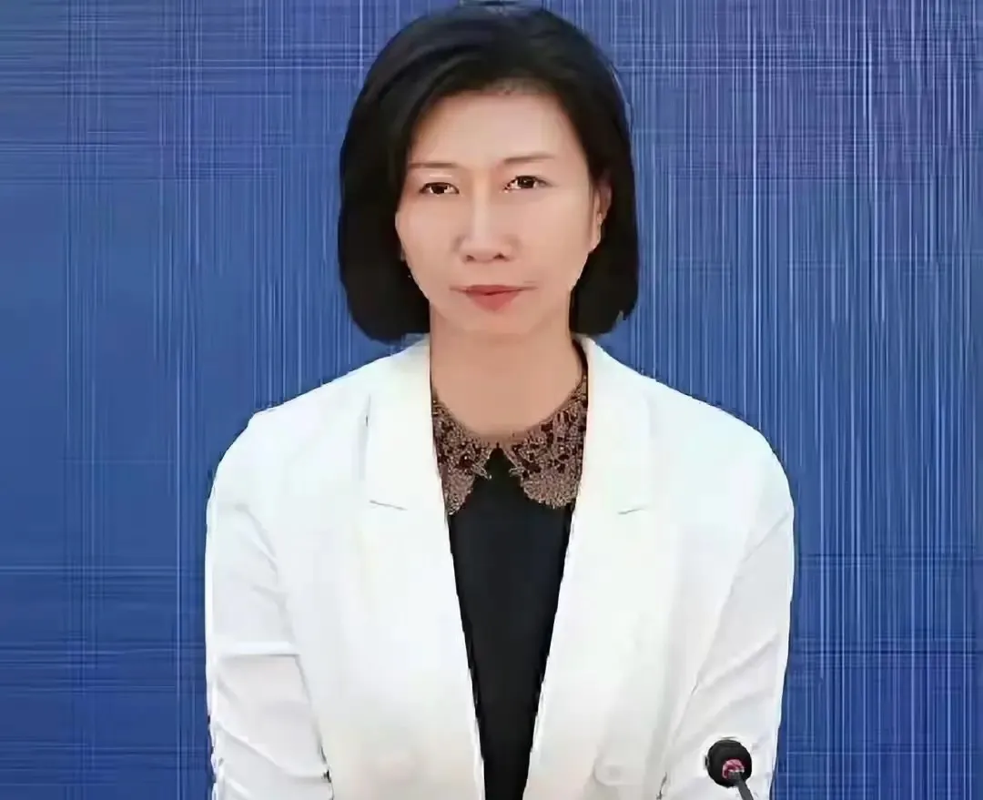 天津女排三大标志人物李珊李盈莹王宝泉均离开！排球城或崩塌