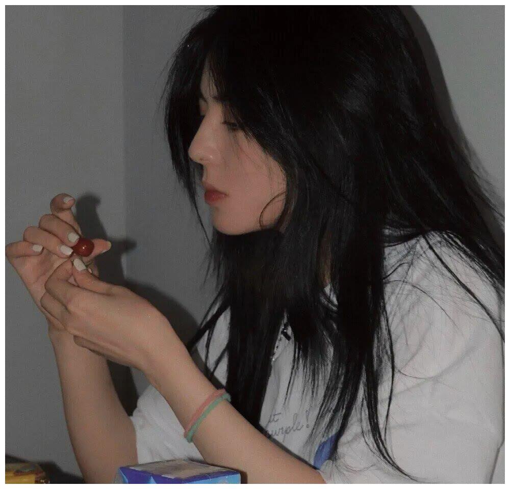 第797期女生头像1007优美高质量侧颜女生头像