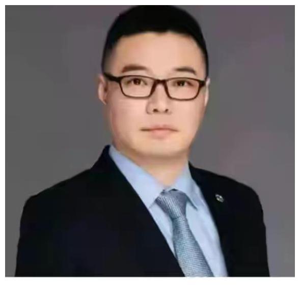 房产案秘密开庭许敏处于弱势地位网友看看马洪涛律师的说辞