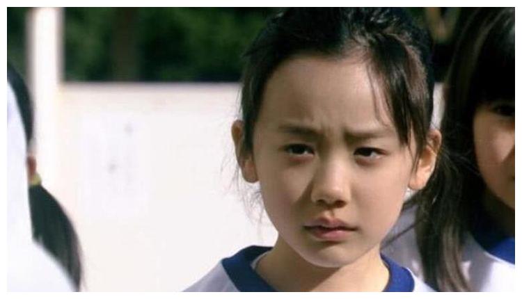 但是她的作品大家应该都有听说过,听说她在小的时候就是非常非常喜欢