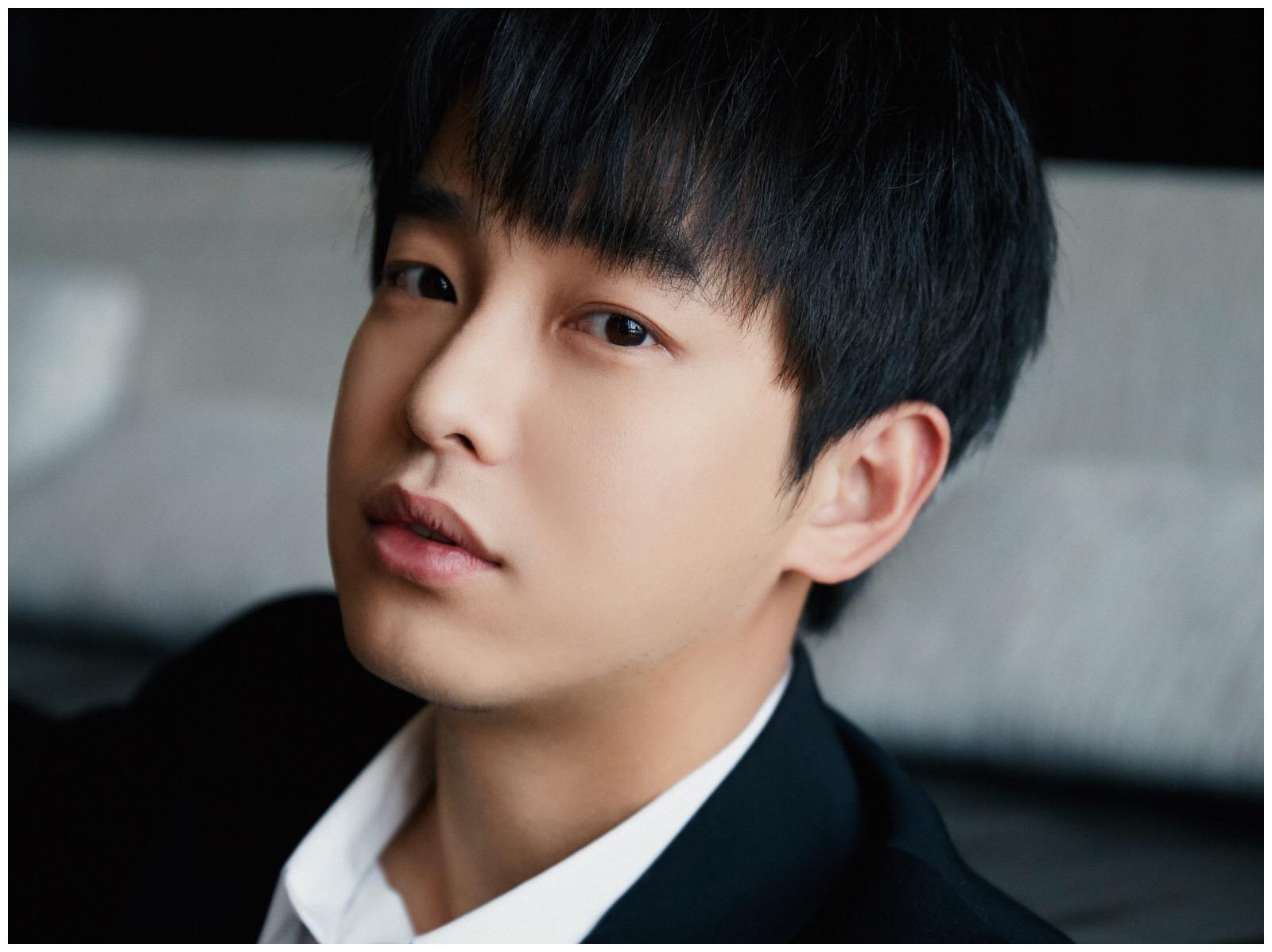 彭昱畅,国庆档期三部作品同时上映,为何自己说每次演戏都会害怕