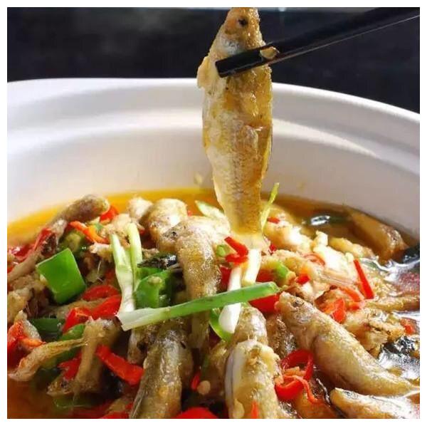 美食精选:椒麻鸡,日本豆腐蒸肉末,油炸金针菇,泡椒嫩仔鱼