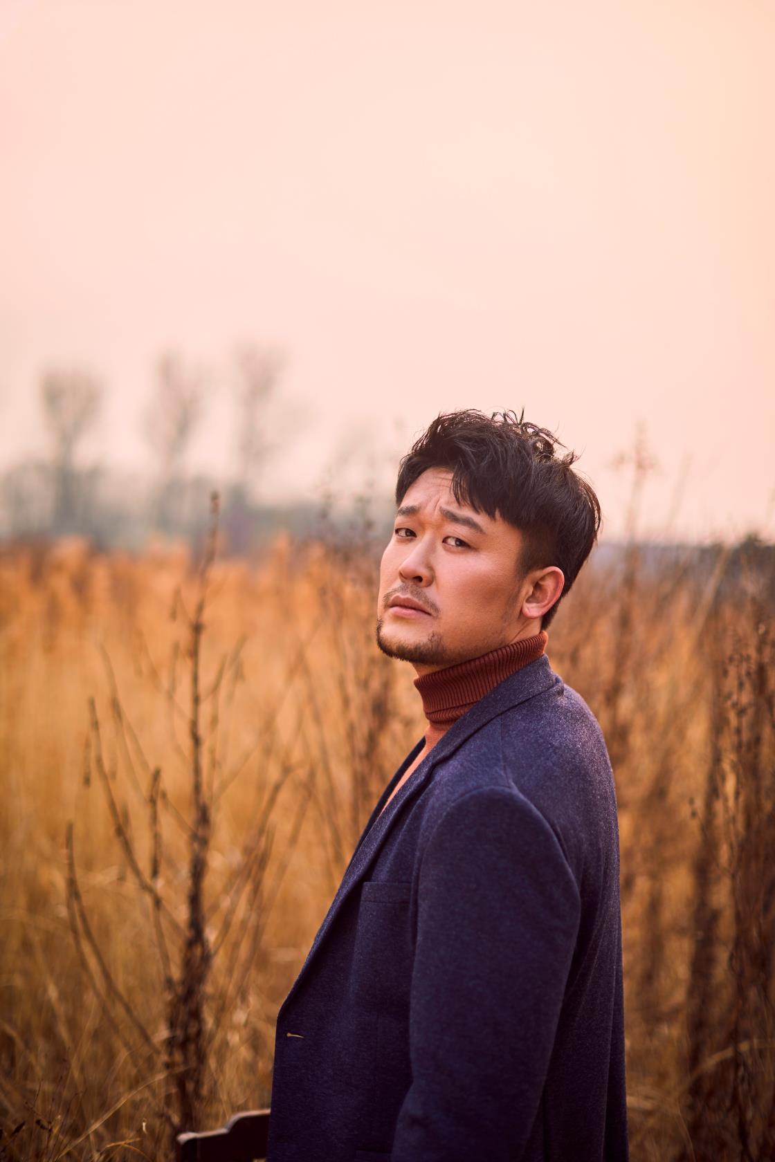 李虹辰《浴火》杀青 "人狠话不多"内心温柔反差大