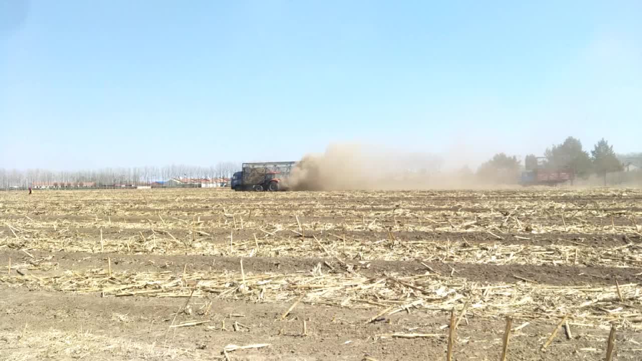 春耕时节灭茬整地,原创视频
