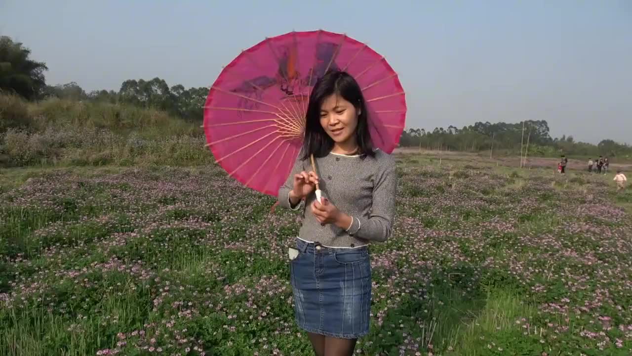 广西平南的姑娘真美,风华的模样落落大方,你喜欢吗