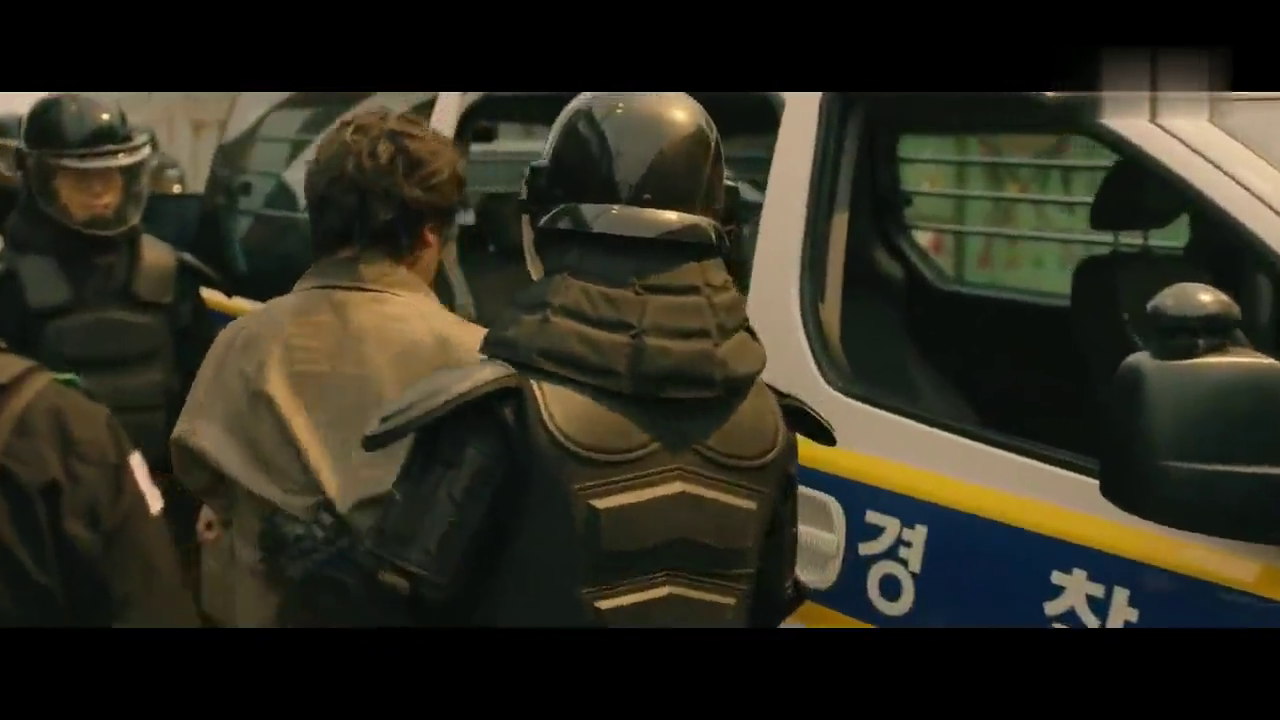 韩国温情超能力电影《念力》,四年后出狱的父亲,与女儿团聚