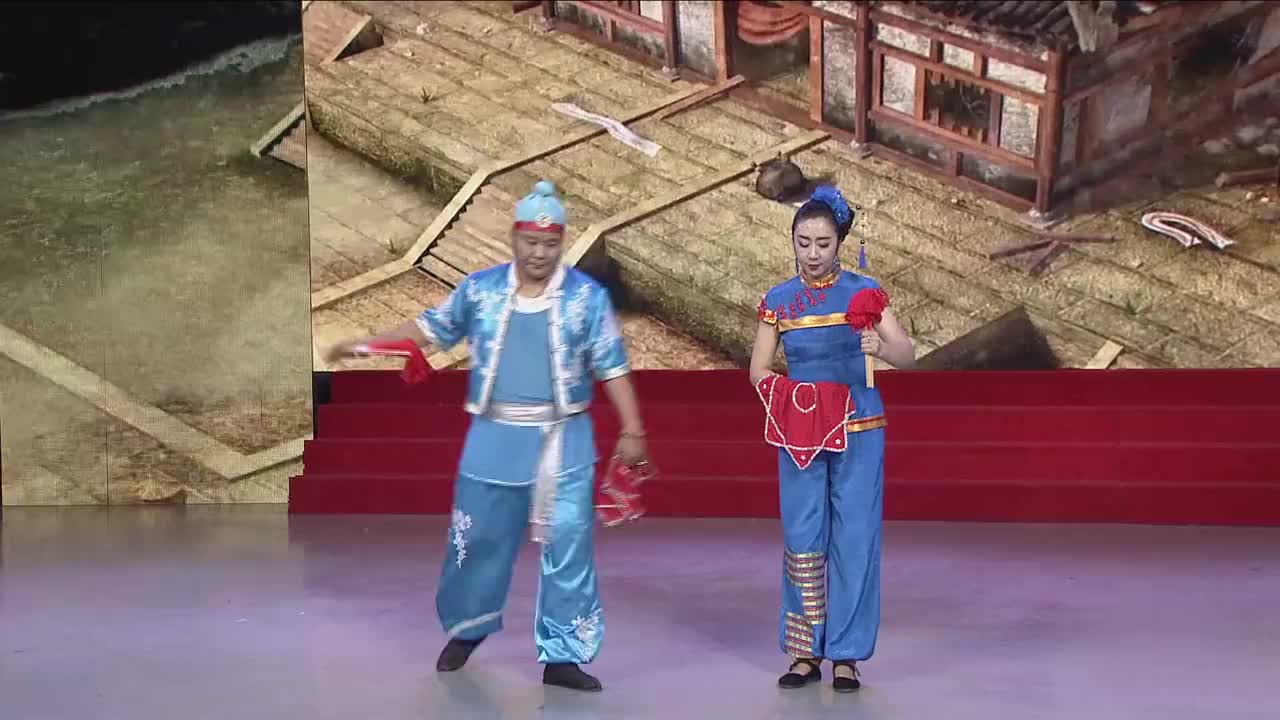 唱了30多年二人转民间艺人,夫妻都是实力派,在东北小有名气