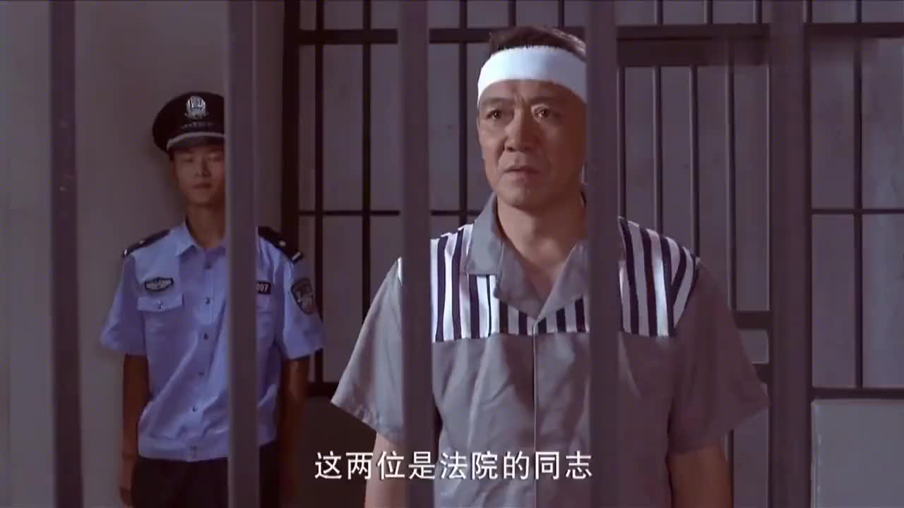 黑老大出狱无人可用,小弟为报恩,带500万生意来报答