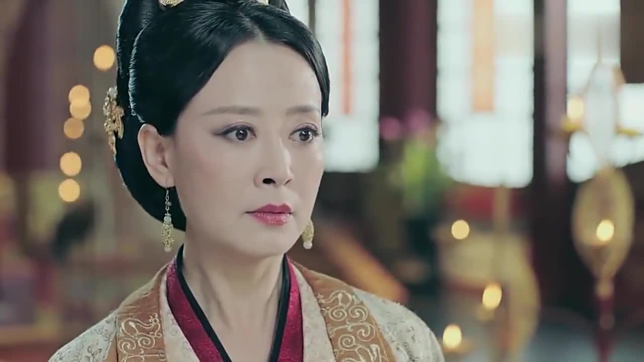 芸汐传:芸汐在背后说太后的坏话,母妃脸上藏不住开心,看着真甜