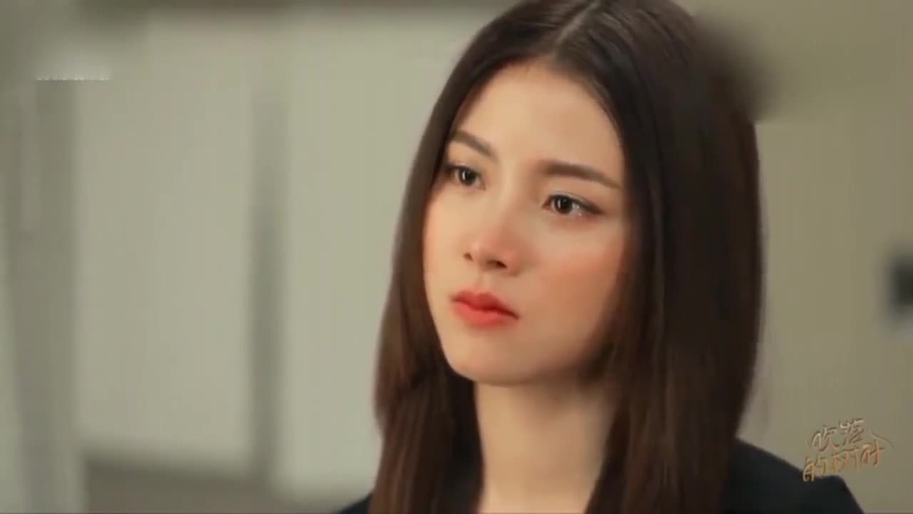 吹落的树叶:医生的话犹在耳边,小水竟用口红写字,这模样真是酷