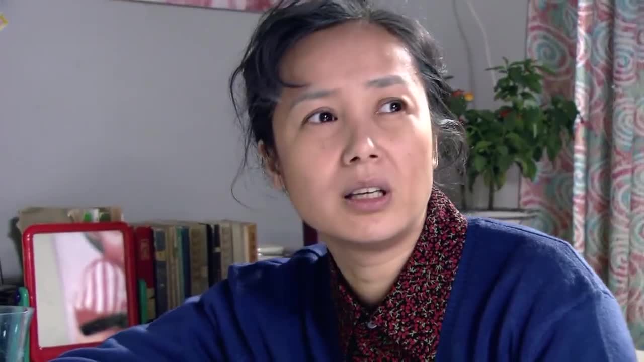 金婚:燕妮心情不好,饭桌上和刘强赌气,竟然拿自己孩子出气!