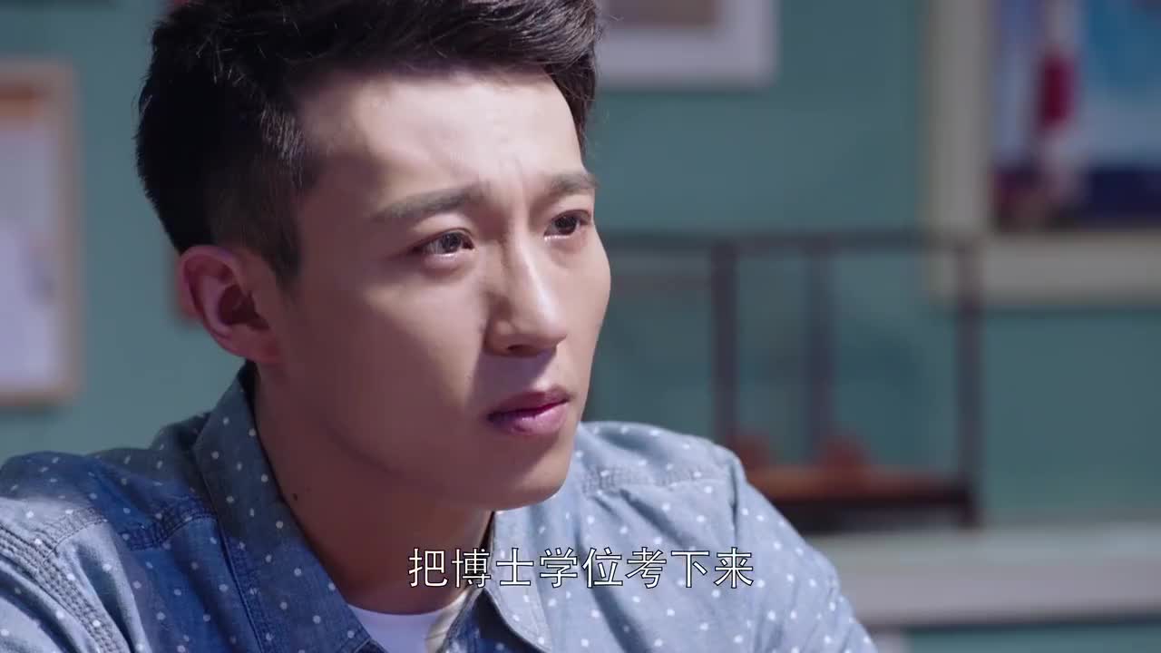 杨帆跟儿子吃饭,做爸爸的良苦用心儿子是不会明白的