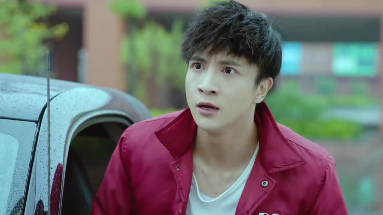 陶西说梦想不是吼出来的,先读好书,可是这话粗理不粗