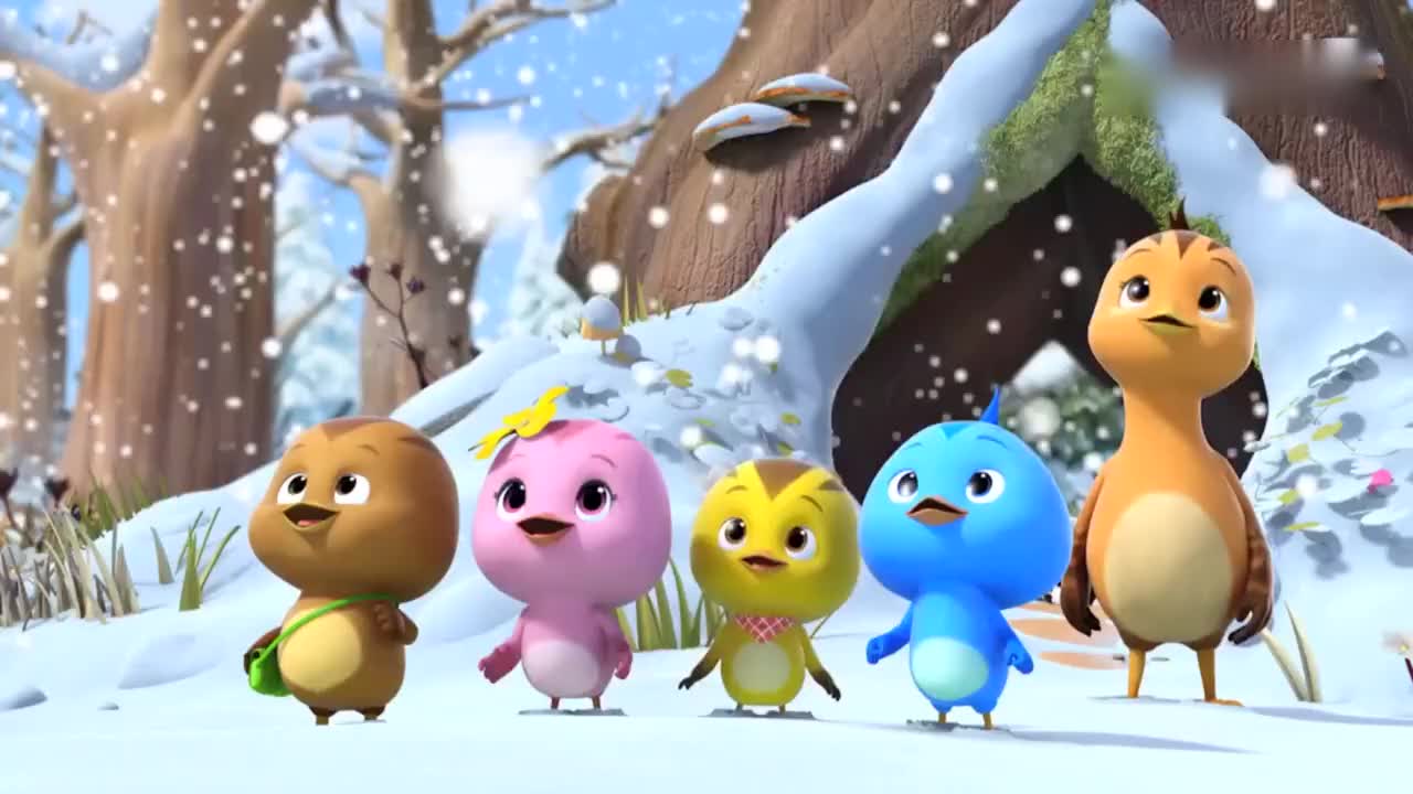 萌鸡小队:欢欢要堆雪人,却撞到了树上,瞬间就形成雪人!