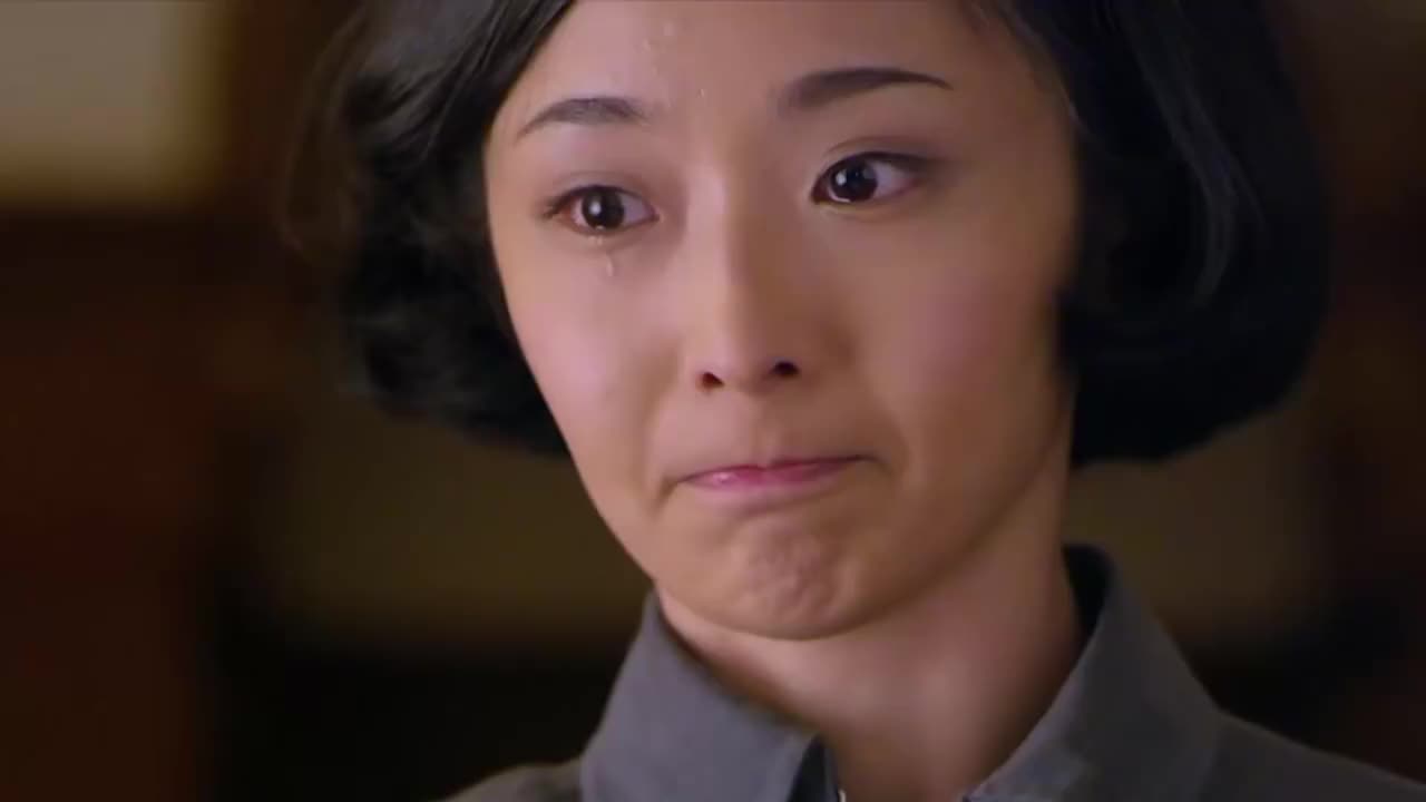 怒放周真强给罗麦点心和咖啡罗麦直接推掉盘子