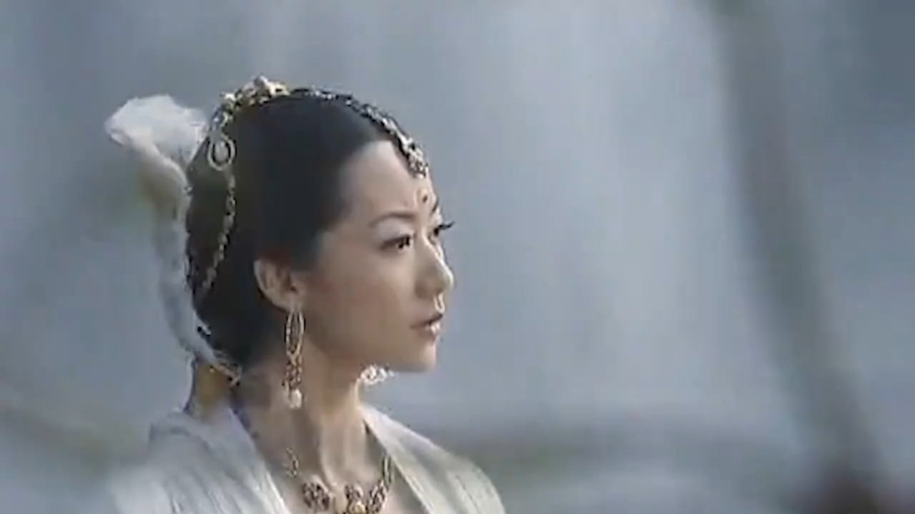 被演戏耽误的歌手！韩雪翻唱《处处吻》太惊艳，一点不输实力歌手