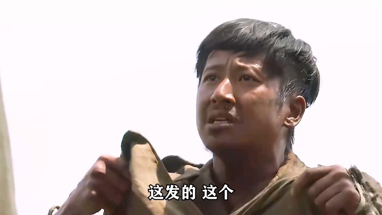 为了证明自己是中国人，迷龙竟脱到只剩裤衩！