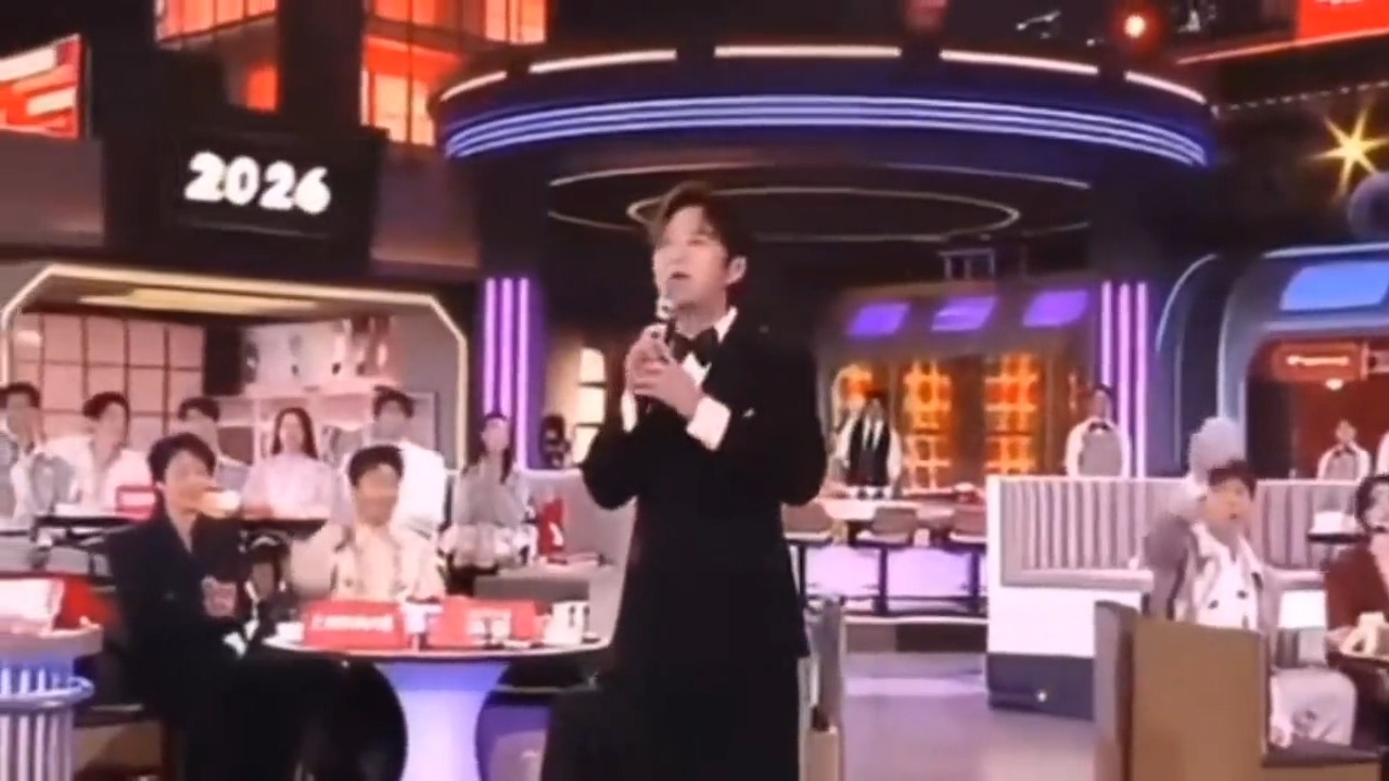 笑死！网友辣评 -以后跨晚全开麦达不到邓超这种水平别上台了哈