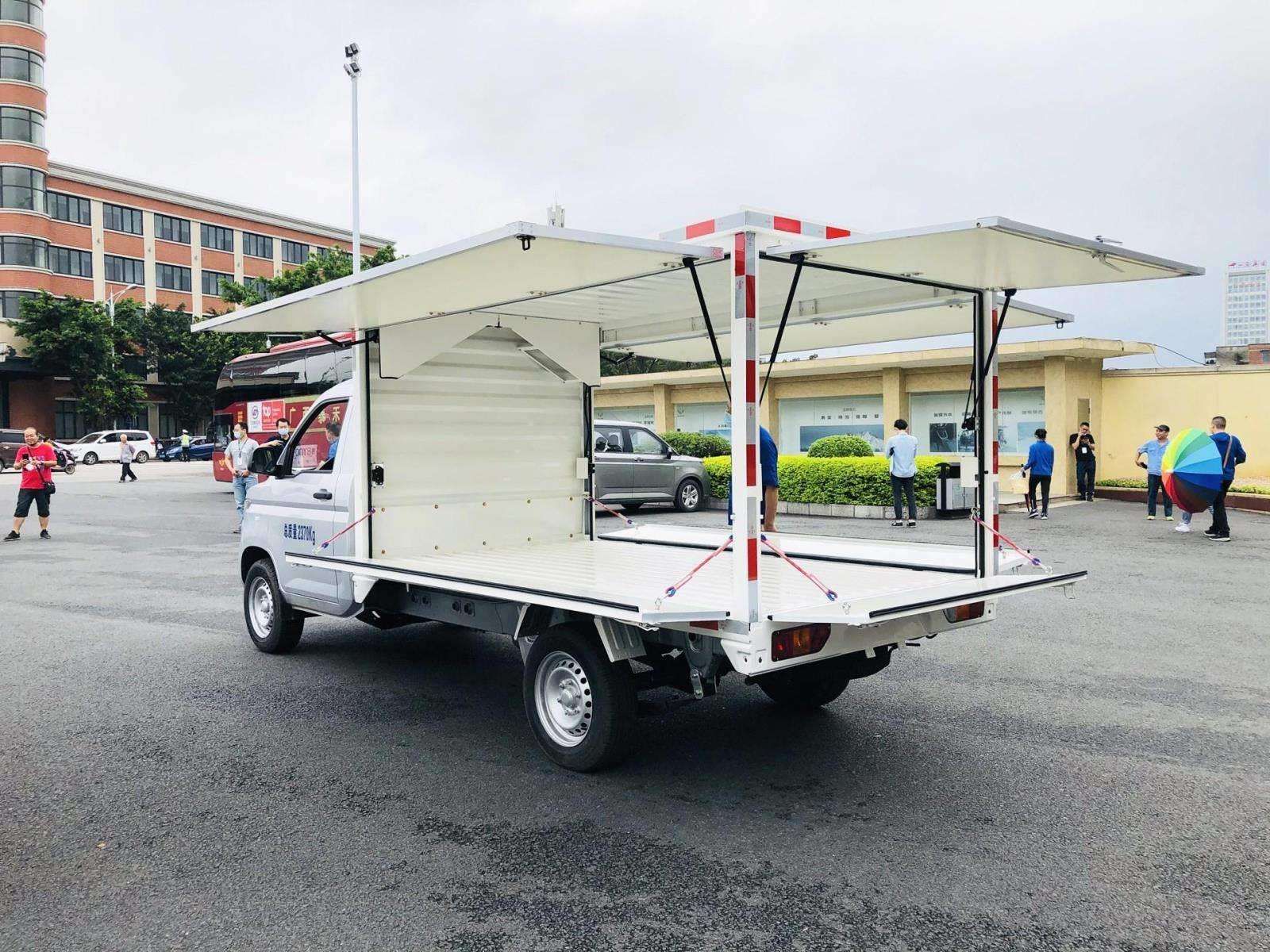 五菱再出神车仅售675万站立式售货车开卖年轻人新型创业车