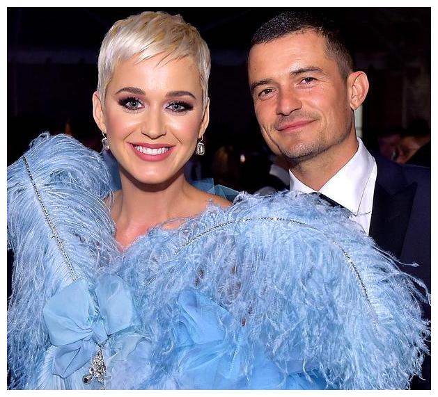 他是指环王帅得掉渣的精灵王子妻子水果姐秀孕肚方式真绝了